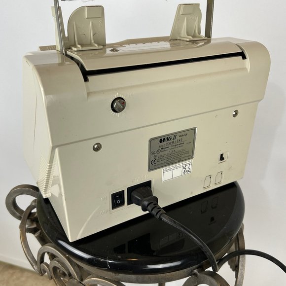 Magner MAGII 20 Series Currency Counter  (Only needs new rubber wheels) - Picture 5 of 7
